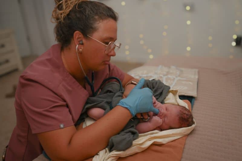 montrice newborn exam postpartum